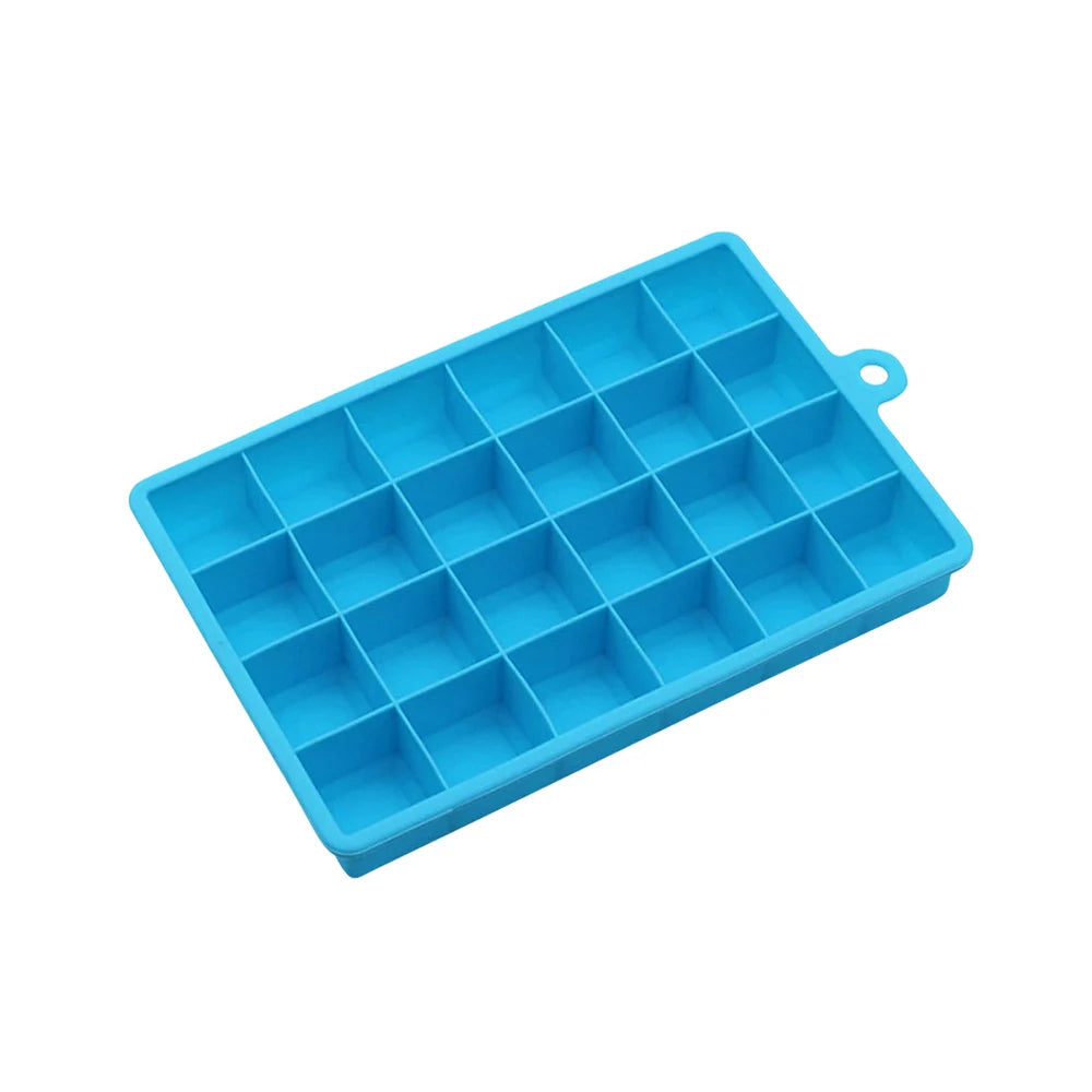 Mini glaçons qui gardent les boissons fraîches plus longtemps