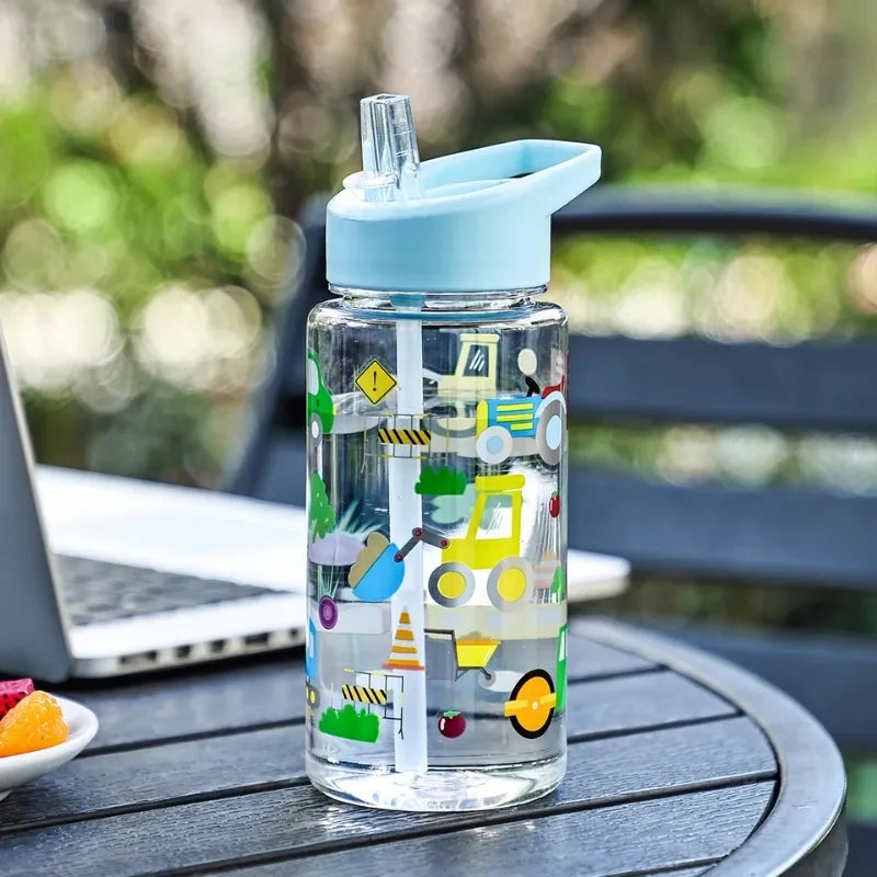 Gourde Paille Enfant Bleu Clair 500ml avec motif Tractopelle amusant, idéale pour encourager l’hydratation quotidienne des enfants à l’école et en sortie. | La Gourde
