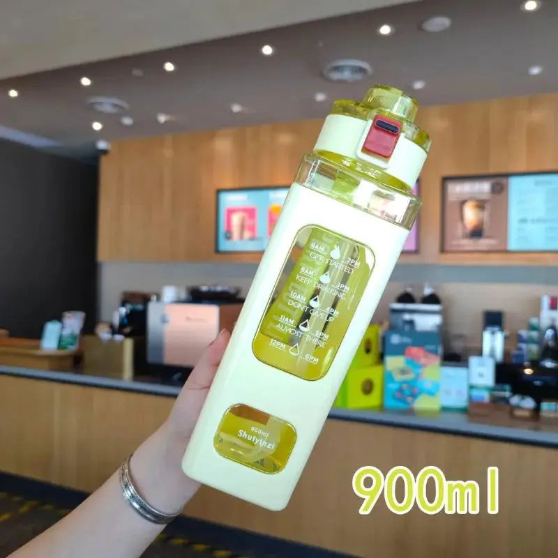 Gourde d'Eau Carrée 900 ml idéale pour fitness, randonnée, camping et voyage