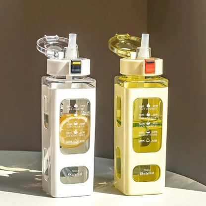 Gourde d'Eau Carrée 900 ml sans BPA avec fermeture conçue pour limiter les fuites