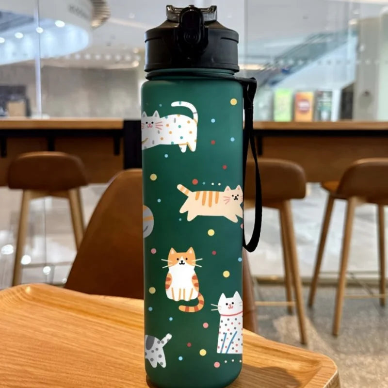 Gourde Sport Enfant Vert 750ML avec poignée de transport pratique, gourde enfant sans PVC, bouteille d'eau réutilisable anti-fuite, parfaite pour accompagner les enfants à l'école, au parc, au sport et pendant toutes leurs aventures quotidiennes. | La Gourde