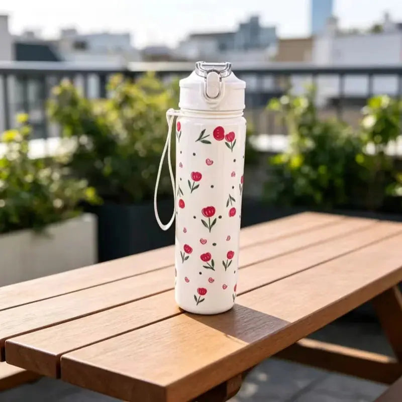 
Gourde En Plastique Sport 750ML Avec Paille Intégrée pour fitness, marche et activités sportives