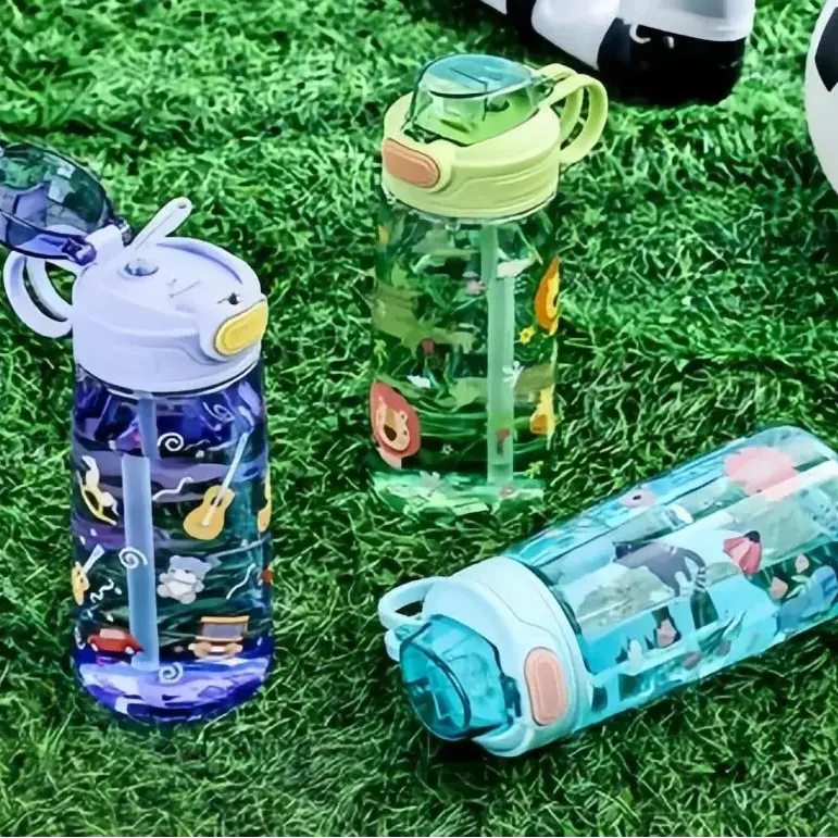 Gourde Enfant Transparente Portable 550 ml idéale pour l'hydratation quotidienne