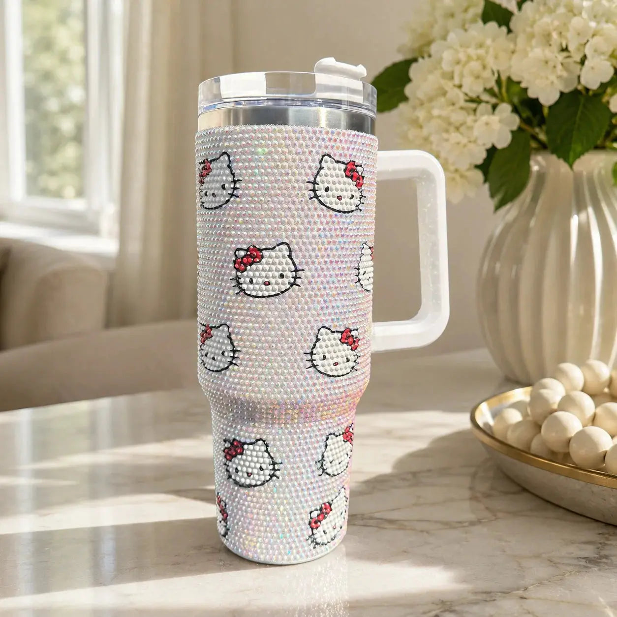 Gourde Hello Kitty strass pour boissons chaudes et froides