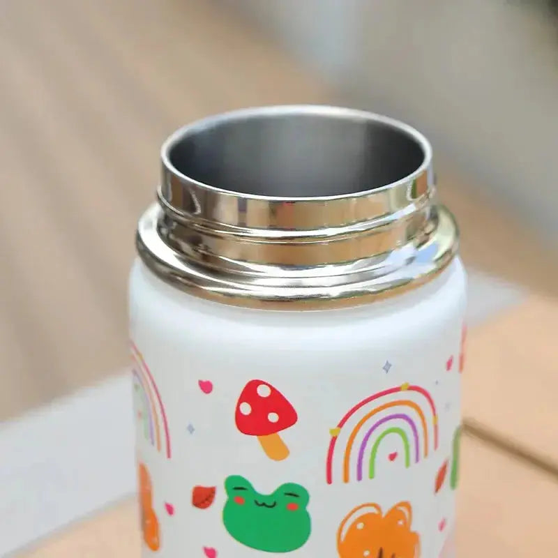 Gourde Inox Enfant Avec Paille 12oz 350 ml pour fille et garçon, bouteille isotherme motif animaux.
Une bouteille isotherme ludique adaptée aux filles et aux garçons.