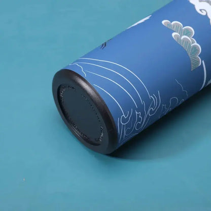 Gourde Isotherme Connectée Style Japonais (Grue), gourde stylée, motif Grue Oiseaux , sans bpa , température digitale, acier inoxydable, parfaite pour les amateurs de thé | La Gourde®