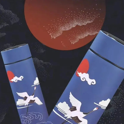 Gourde Isotherme Connectée Style Japonais (Grue), gourde style japonais, écran numérique, acier inoxydable alimentaire, isotherme, parfaite pour le thé | La Gourde®