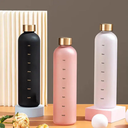 
Gourde Motivation Horaire 1L (Rose), gourde motivation fitness, bouteille d'eau graduée, hydratation quotidienne, camping | La Gourde®