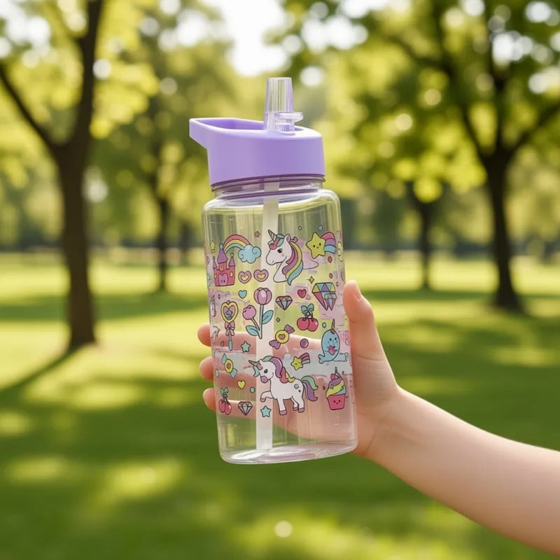 Gourde enfant licorne réutilisable sans BPA avec grande capacité de 500ml, parfaite pour aider les enfants à boire plus d’eau tout au long de la journée. | La Gourde