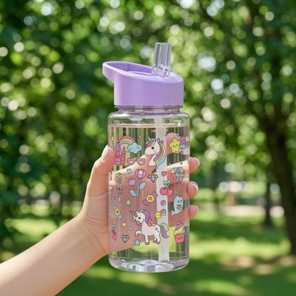 Gourde Paille Enfant Violet 500ml (Licorne) réutilisable, durable et facile à utiliser, idéale pour encourager une hydratation quotidienne régulière tout en s’amusant. | La Gourde