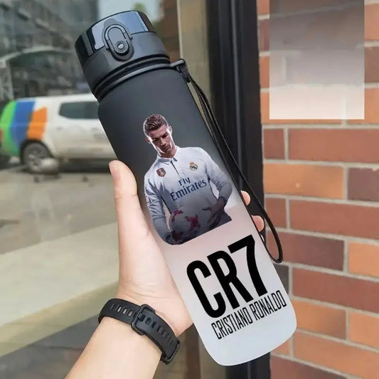Gourde Sport Football Cristiano Ronaldo (CR7), Gourde CR7, Gourde football enfant, gourde anti-fuite, école, sport | La Gourde®