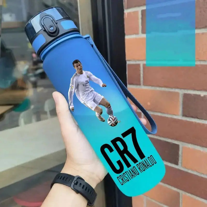 Gourde Sport Football Star Cristiano Ronaldo CR7, Gourde Sport Football, gourde enfant réutilisable, extérieur | La Gourde®
