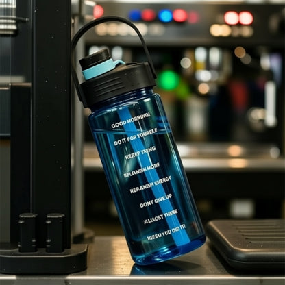 Détail du bouchon sécurisé de la gourde sport étanche 1,5L avec paille, évitant les fuites pendant le transport. | La Gourde
