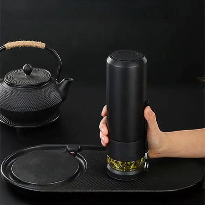 La Gourde - Gourde Isotherme Inox 500ml (Noir), gourde avec infuseur à thé, bouteille isotherme inox, filtre à thé intégré, anti-fuite, écologique | La Gourde®
