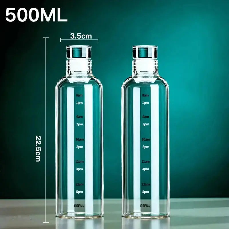 Lot De 2 Gourde En Verre de 1L avec Graduation Horaire, bouteille en verre 1L avec graduation horaire, idéale comme gourde pour le travail, la salle de sport, les sorties et les déplacements quotidiens.
