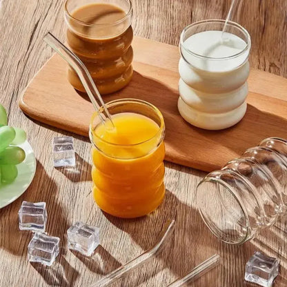 
Lot de 2 Gobelet En Verre 350ML, verre ondulé, verrerie moderne, réutilisable, idéal pour boissons fraîches | La Gourde®