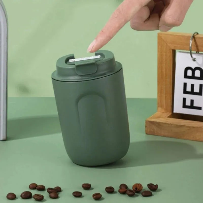 Mini bouteille thermos verte réutilisable pour boissons chaudes et froides | La Gourde ®

