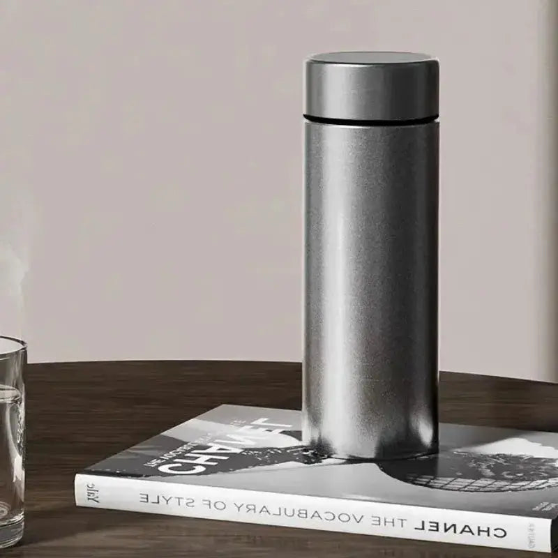 
Gourde métal titane 500 ml avec isolation sous vide