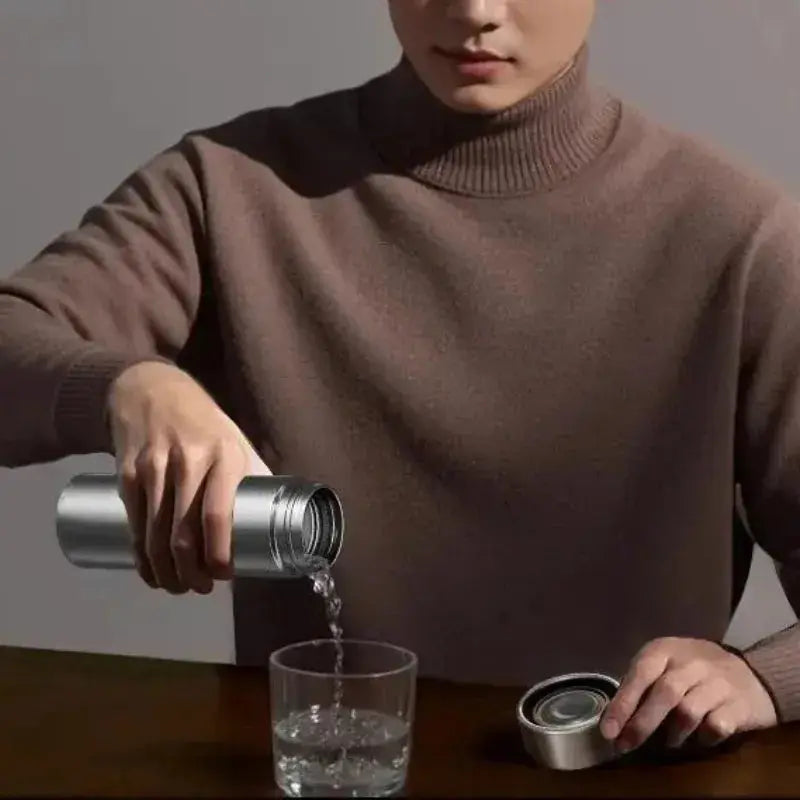 
Mini Gourde Titane 500 ml avec double paroi isolée
