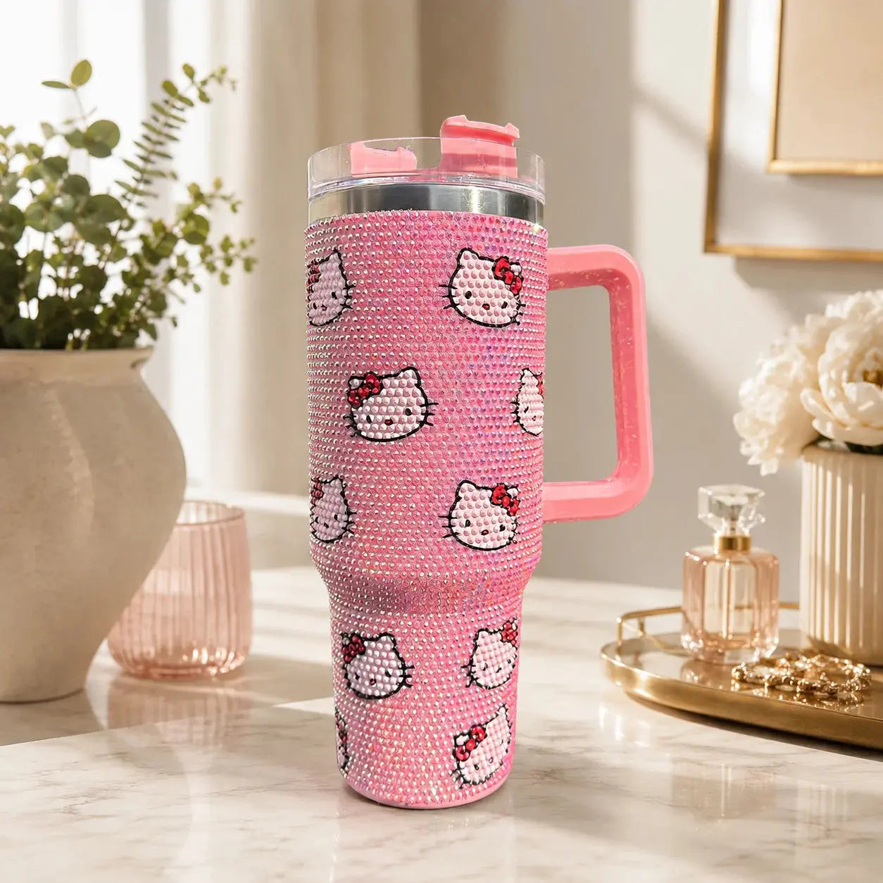 Mug isotherme Hello Kitty avec paille et poignée