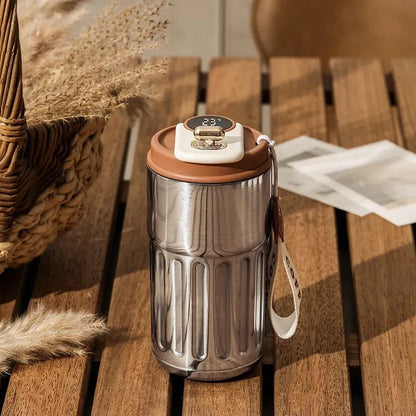 Smart Mug Tasse Connectée Argent 450ML La Gourde en acier inoxydable avec écran intelligent de température pour thé, tisane et café chaud.