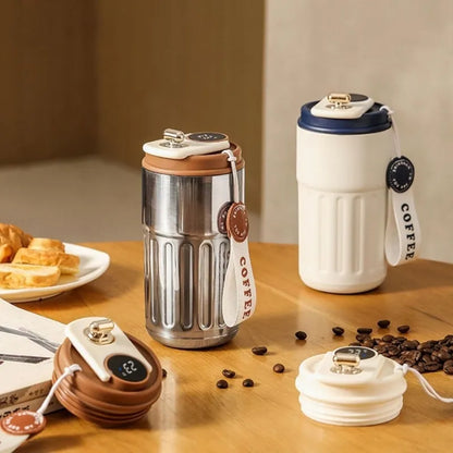 Mug connecté Argent 450ML La Gourde avec isolation sous vide haute performance et affichage de température pour thé, tisane et café chaud.