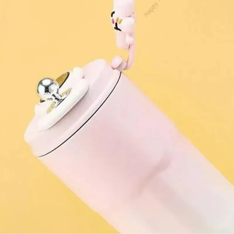 Tasse Connectée Rose 450ML La Gourde, tasse isotherme connectée pour conserver le café chaud et afficher la température en temps réel. - La Gourde