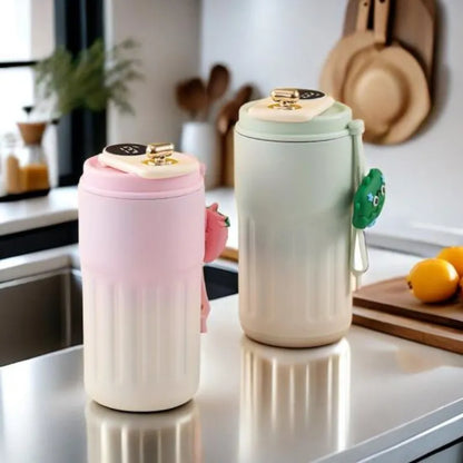 Tasse Connectée Rose 450ML La Gourde pour bureau et déplacement, mug isotherme intelligent avec technologie d'affichage LED.