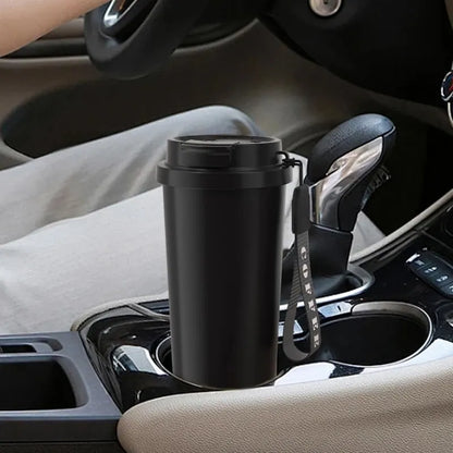 Mug avec paille rétractable noir 500ml design moderne, tasse nomade réutilisable pour café, thé glacé, jus et boissons du quotidien.